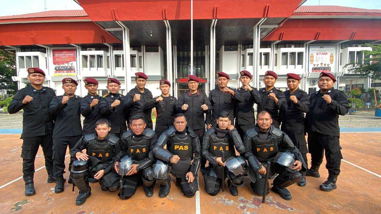 Sambut Nataru, Hidayat Kalapas Narkotika Samarinda & Jajaran Ikuti Apel Siaga