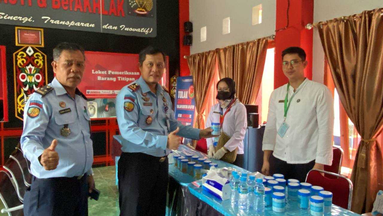 Test Urine mendadak BNNK Samarinda serbu Lapas Narkotika Samarinda