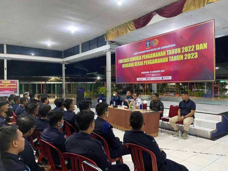 Kalapas Narkotika Samarinda Ajak Jajaran Pengamanan untuk Diskusi dan Rancang Rencana Kerja Pengamanan Tahun 2023