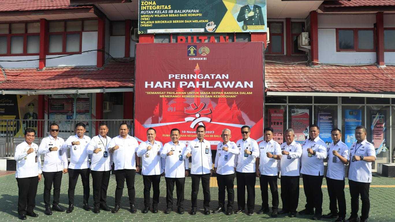 Peringati Hari Pahlawan, Hidayat Kalapas Ikuti Apel Bersama Kakanwil Kemenkumham Kaltim.