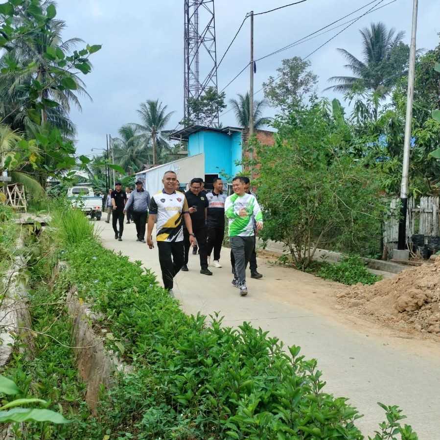 Jaga Kebugaran Tubuh & Pererat Silaturahmi, Hidayat Kalapas Ajak Jajaran Jalan Santai