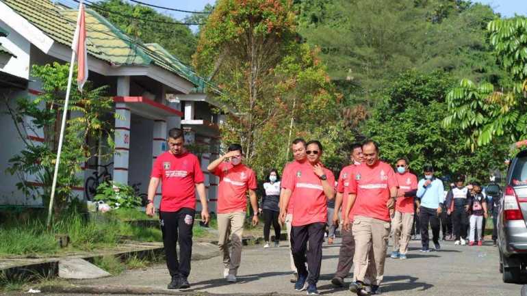 Jalan Santai Jadi Sarana Refrehsing Petugas Lapas Narkotika Samarinda