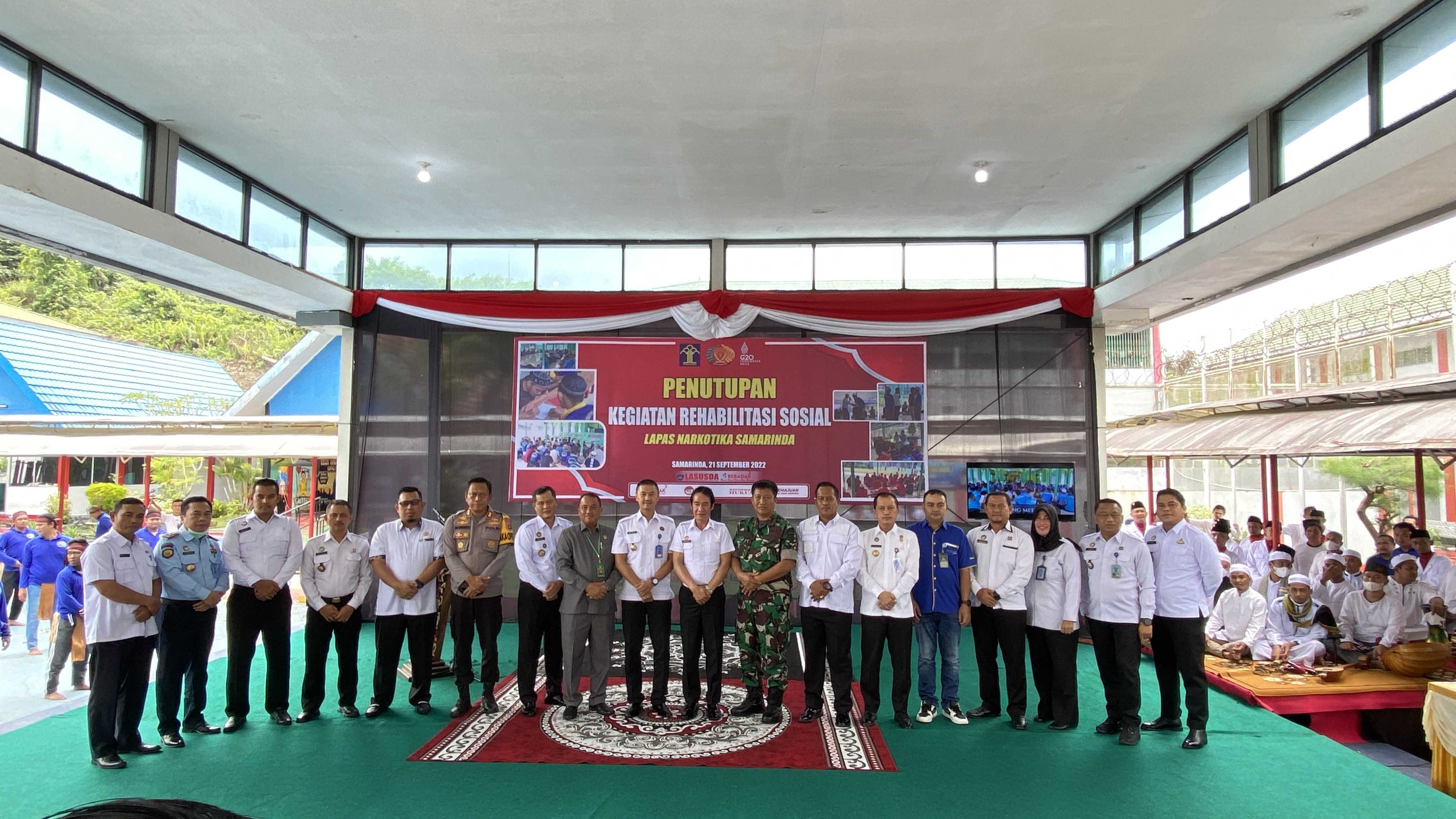NEGATIF NARKOBA 100%. KEGIATAN REHABILITASI SOSIAL NAPI NARKOBA LAPAS NARKOTIKA SAMARINDA BERHASIL
