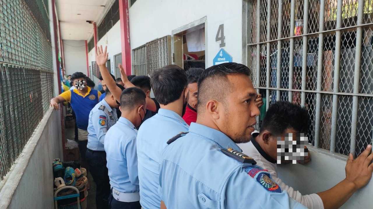 Bersinar, Kamar Napi Narkoba Lapas Narkotika Samarinda Kembali Digeledah