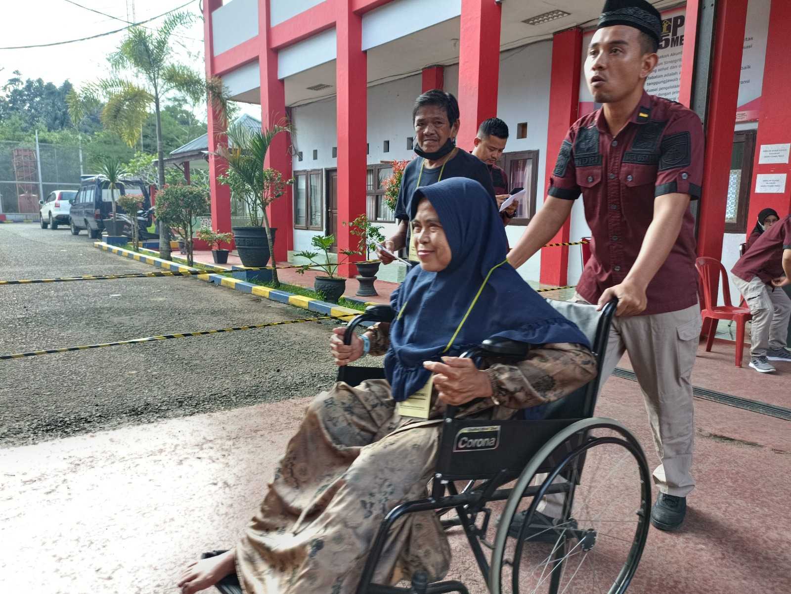 Layani Masyarakat Dengan Humanis. Lapas Narkotika Samarinda Tutup Kunjungan Idul Adha Hari Ke-2.