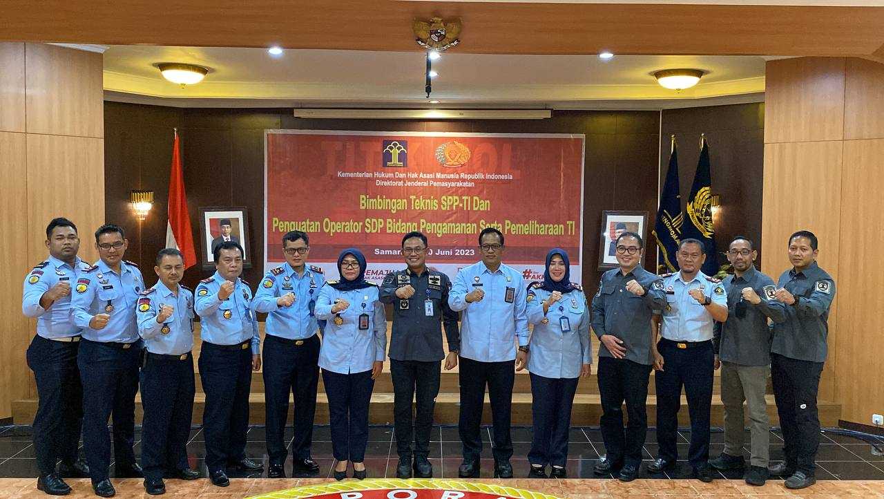 Hidayat Kalapas Narkotika Samarinda Beserta Jajaran Hadiri Kegiatan Bimtek SPP-TI & Penguatan Operator SDP Bidang Pengamanan Serta Pemeliharaan TI oleh DITTIKERS Ditjenpas