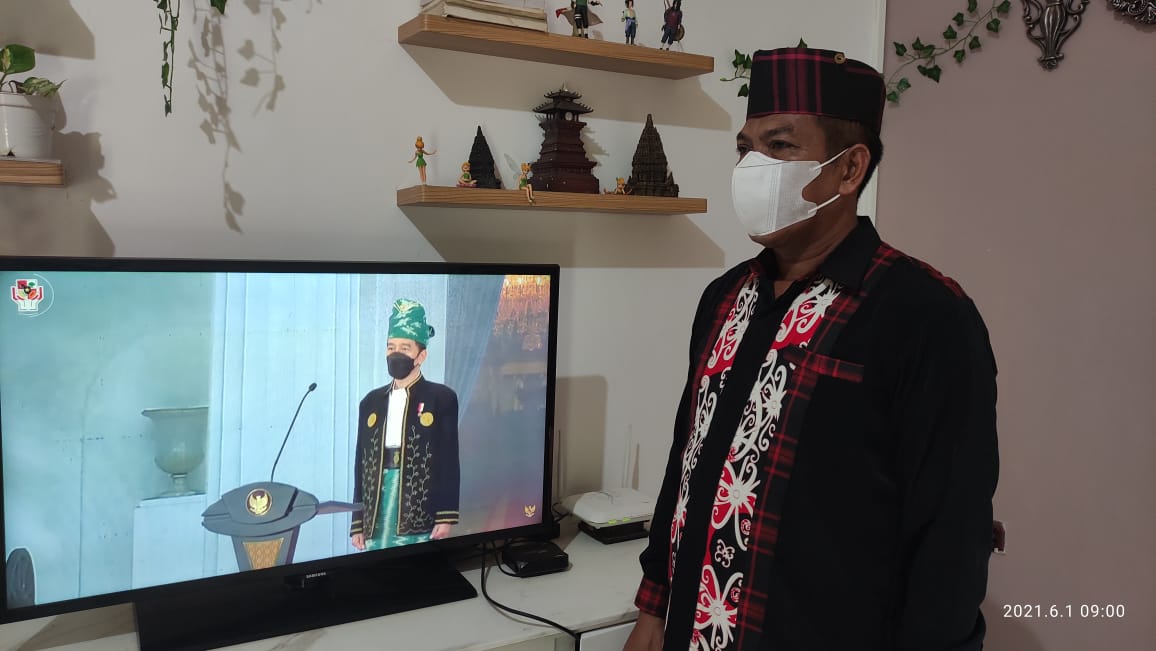Penuh semangat! Jajaran Petugas LPN Mengikuti Upacara Peringatan Hari Lahir Pancasila Secara Virtual